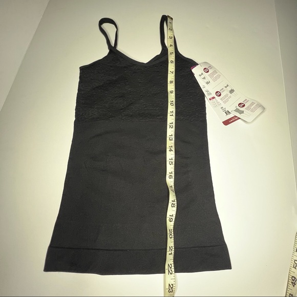 Curveez Incredibly Shaping Jacquard Cami - Picture 10 of 12